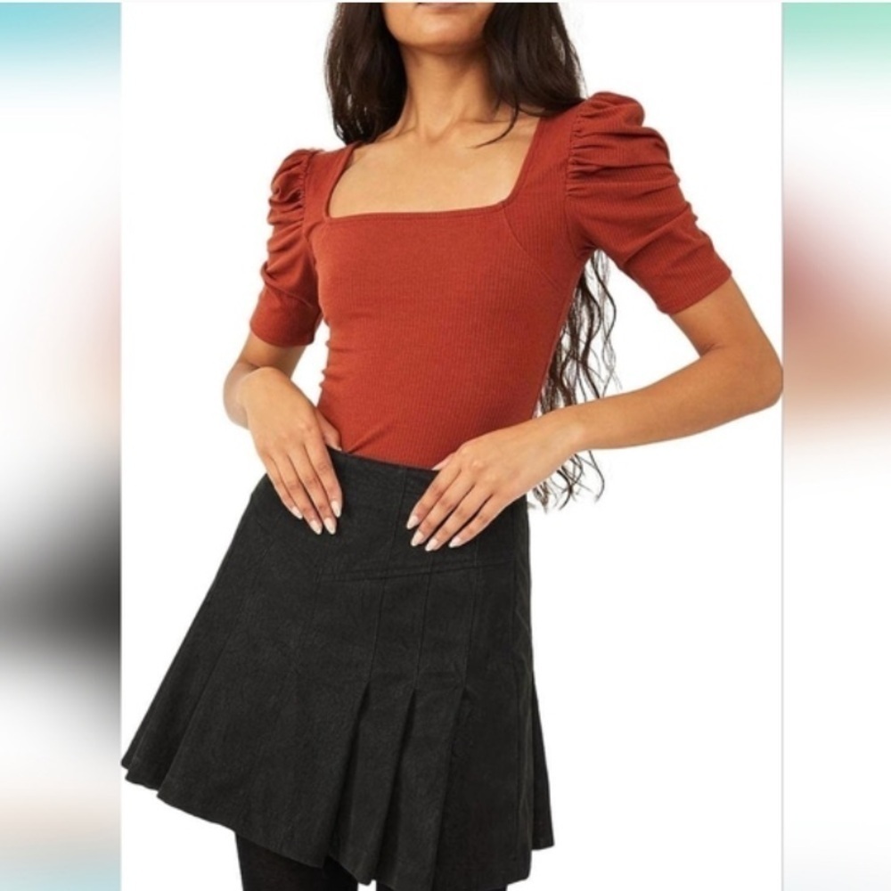 FP We The Free Red Night Lily Puff Sleeve Blouse - Picture 1 of 5